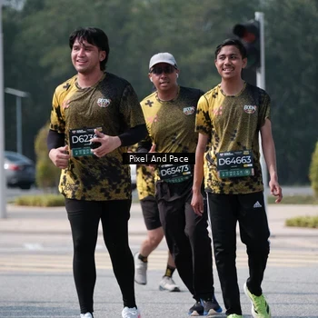 Runner Photo 6806811
