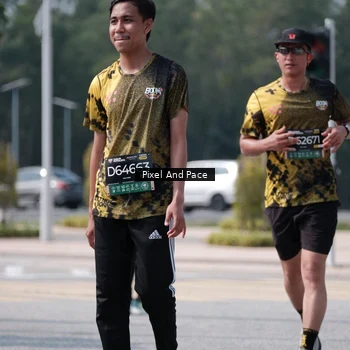 Runner Photo 6806823