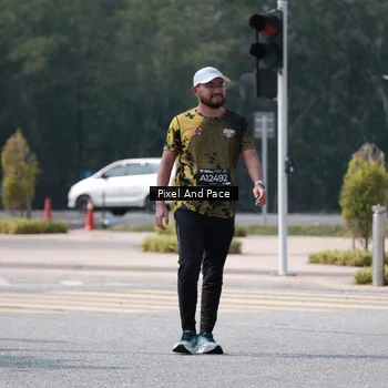 Runner Photo 6806824