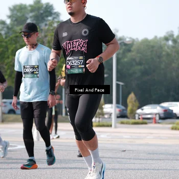 Runner Photo 6806845