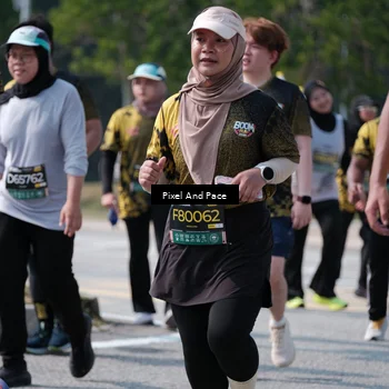 Runner Photo 6806849