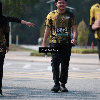 Runner Photo 6806867