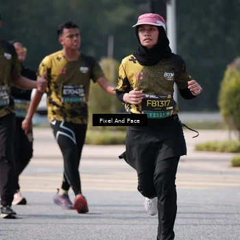 Runner Photo 6806879