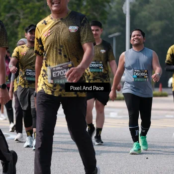 Runner Photo 6806893