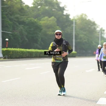 Runner Photo 6806895
