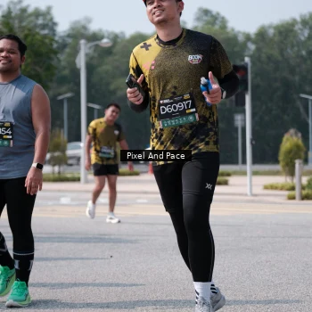 Runner Photo 6806903
