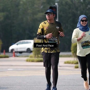 Runner Photo 6806932