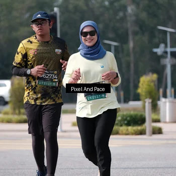 Runner Photo 6806939
