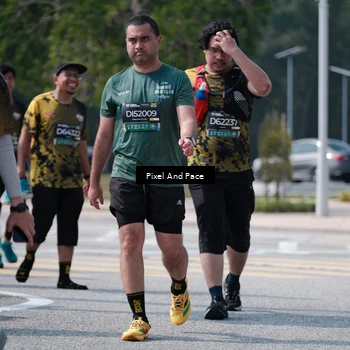 Runner Photo 6806968