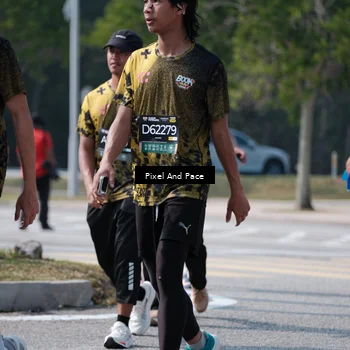 Runner Photo 6806992