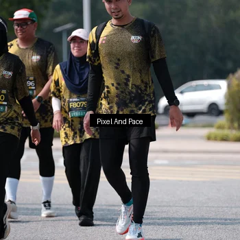 Runner Photo 6807003