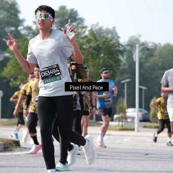 Runner Photo 6807005