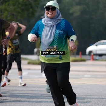 Runner Photo 6807025