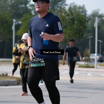 Runner Photo 6807077