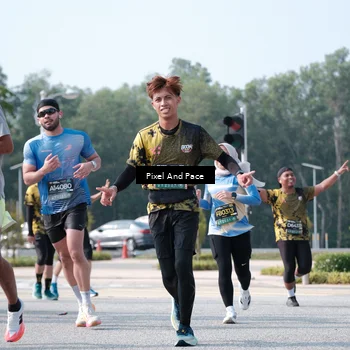Runner Photo 6807091