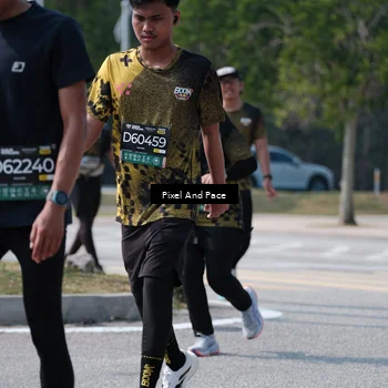 Runner Photo 6807096