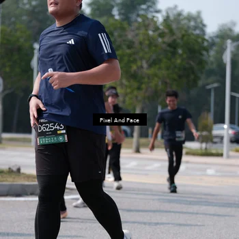 Runner Photo 6807097