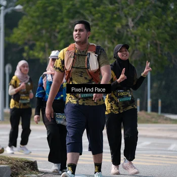 Runner Photo 6807117