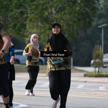 Runner Photo 6807118