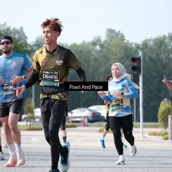 Runner Photo 6807132