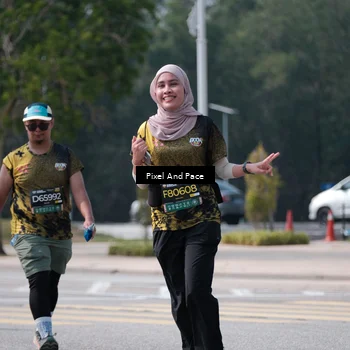 Runner Photo 6807138