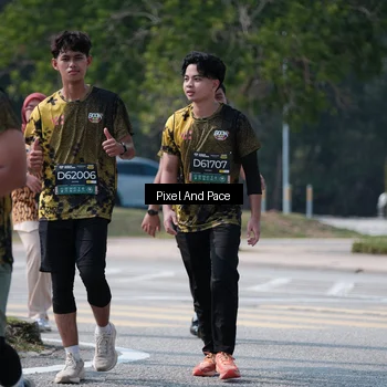 Runner Photo 6807176