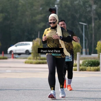 Runner Photo 6807229