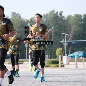 Runner Photo 6807236