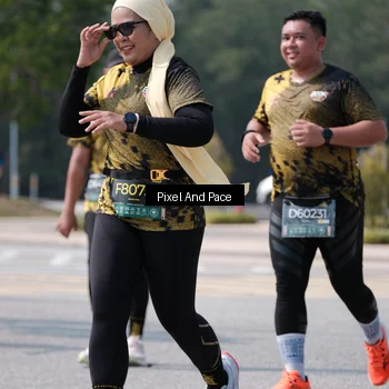 Runner Photo 6807242