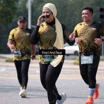 Runner Photo 6807243