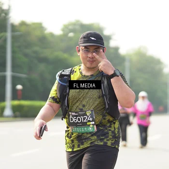 Runner Photo 6807259
