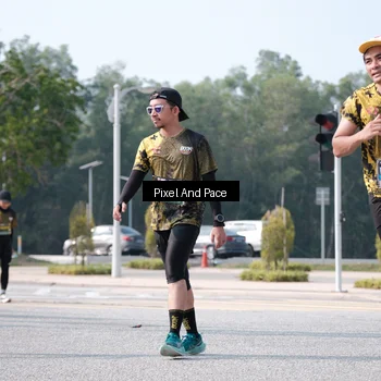 Runner Photo 6807261