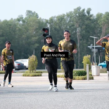 Runner Photo 6807277
