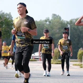 Runner Photo 6807290