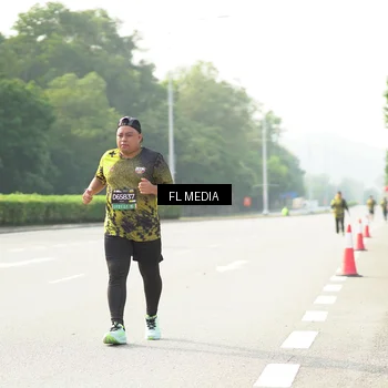 Runner Photo 6807292