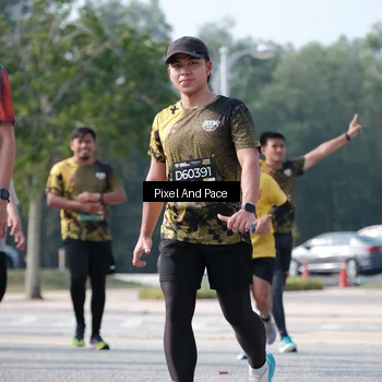Runner Photo 6807295