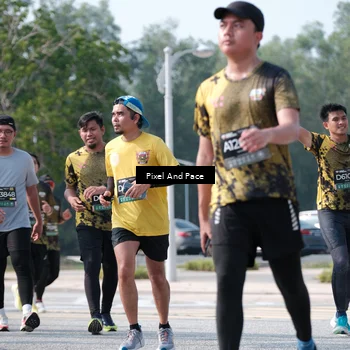 Runner Photo 6807311