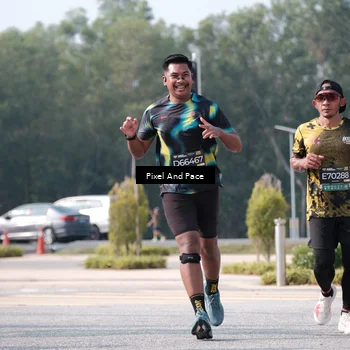 Runner Photo 6807315