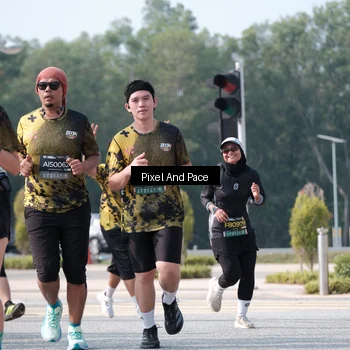 Runner Photo 6807338