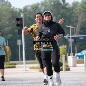 Runner Photo 6807346