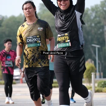 Runner Photo 6807354