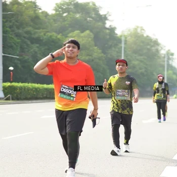 Runner Photo 6807361