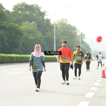 Runner Photo 6807365