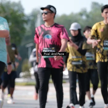 Runner Photo 6807368
