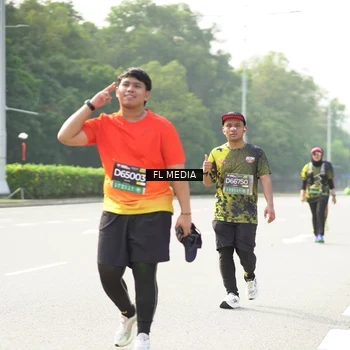 Runner Photo 6807369
