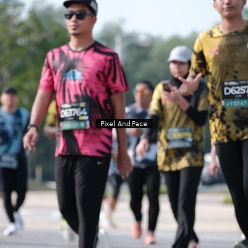 Runner Photo 6807371