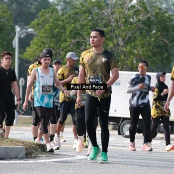 Runner Photo 6807373