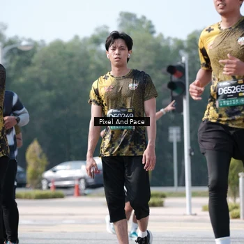 Runner Photo 6807378