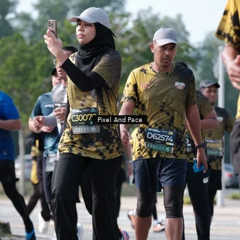 Runner Photo 6807380