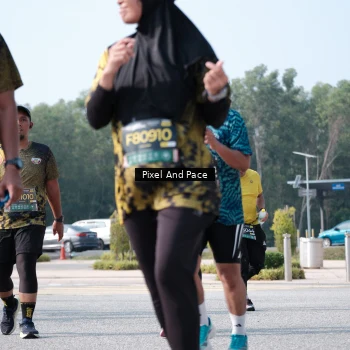 Runner Photo 6807390